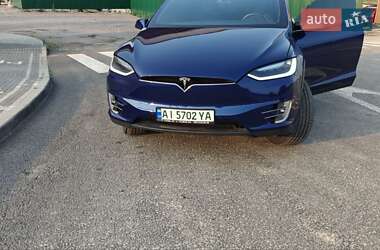 Внедорожник / Кроссовер Tesla Model X 2017 в 