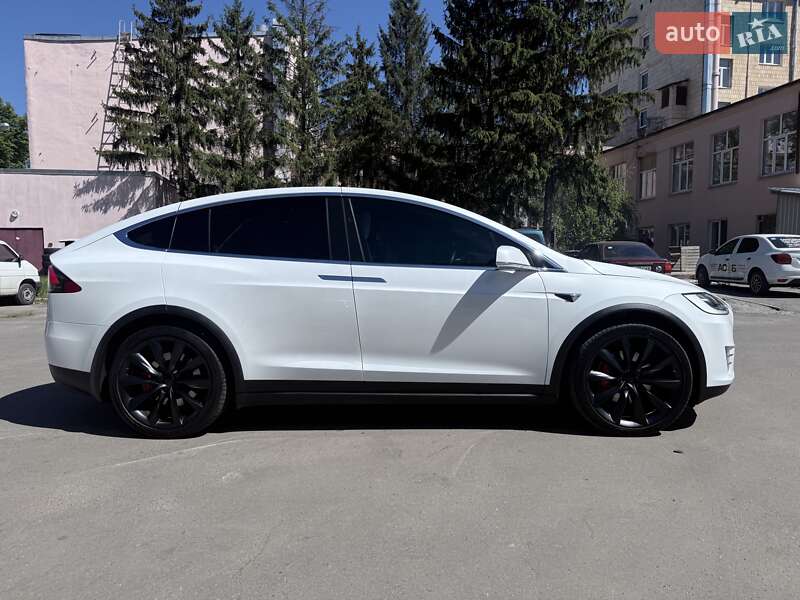 Позашляховик / Кросовер Tesla Model X 2020 в Харкові