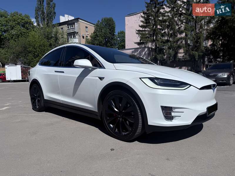 Внедорожник / Кроссовер Tesla Model X 2020 в 