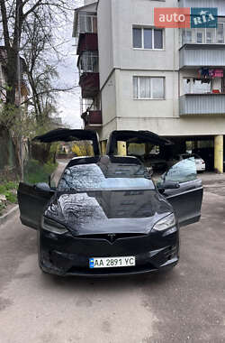 Позашляховик / Кросовер Tesla Model X 2018 в Львові