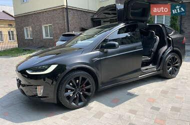 Позашляховик / Кросовер Tesla Model X 2018 в 