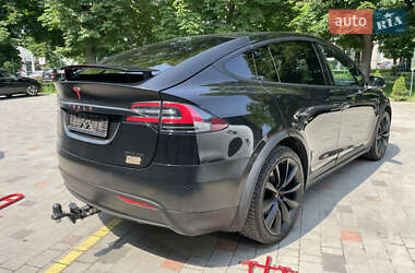 Позашляховик / Кросовер Tesla Model X 2018 в 