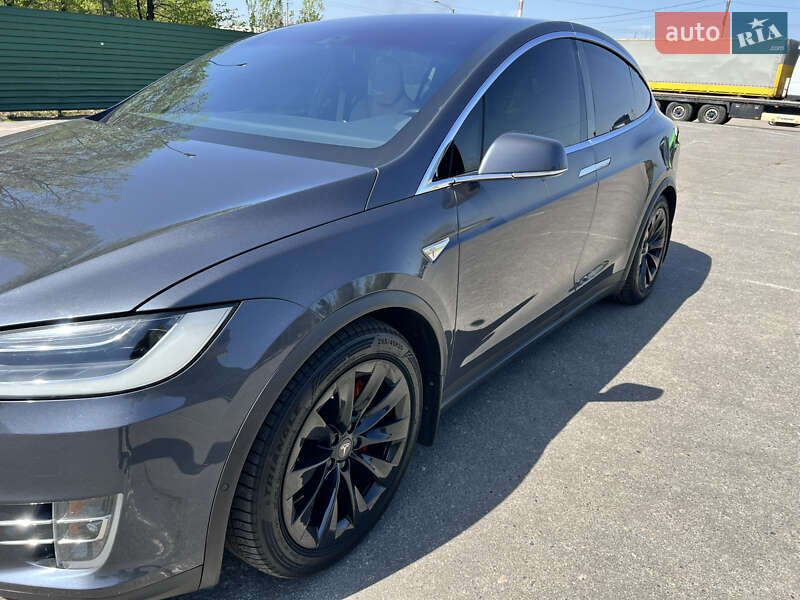 Позашляховик / Кросовер Tesla Model X 2016 в Харкові фото 2 Позашляховик / Кросовер Tesla Model X 2016 в Харкові