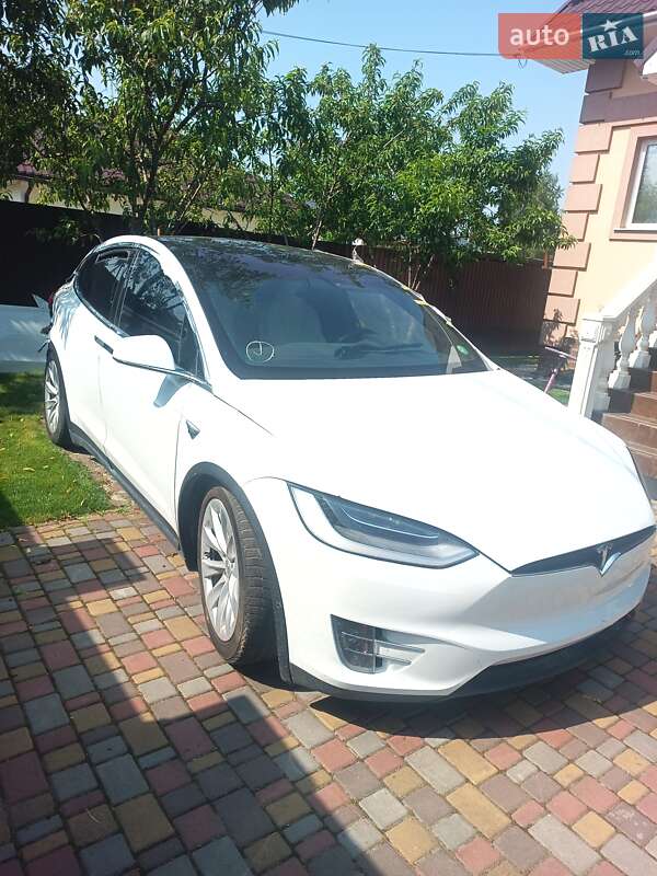 Позашляховик / Кросовер Tesla Model X 2020 в Києві фото 8 Позашляховик / Кросовер Tesla Model X 2020 в Києві