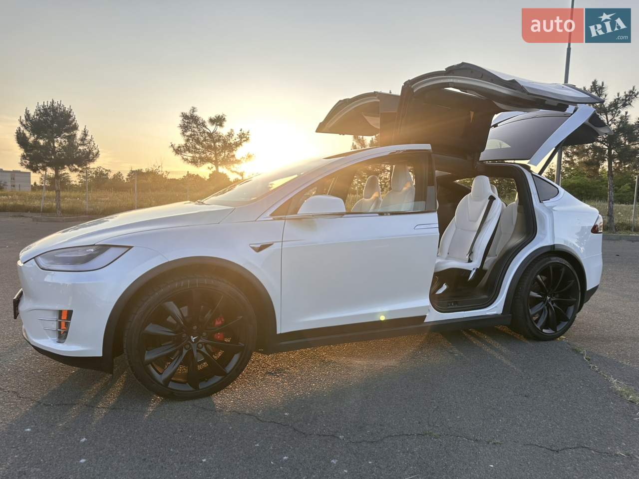 2017 Tesla Model X - мініатюра 29