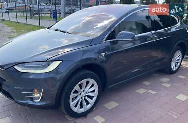 Внедорожник / Кроссовер Tesla Model X 2017 в 