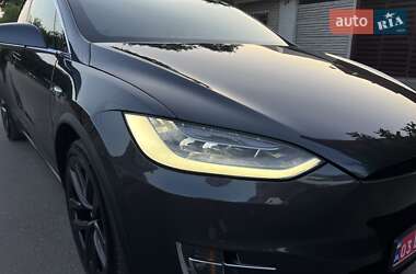 Внедорожник / Кроссовер Tesla Model X 2019 в 