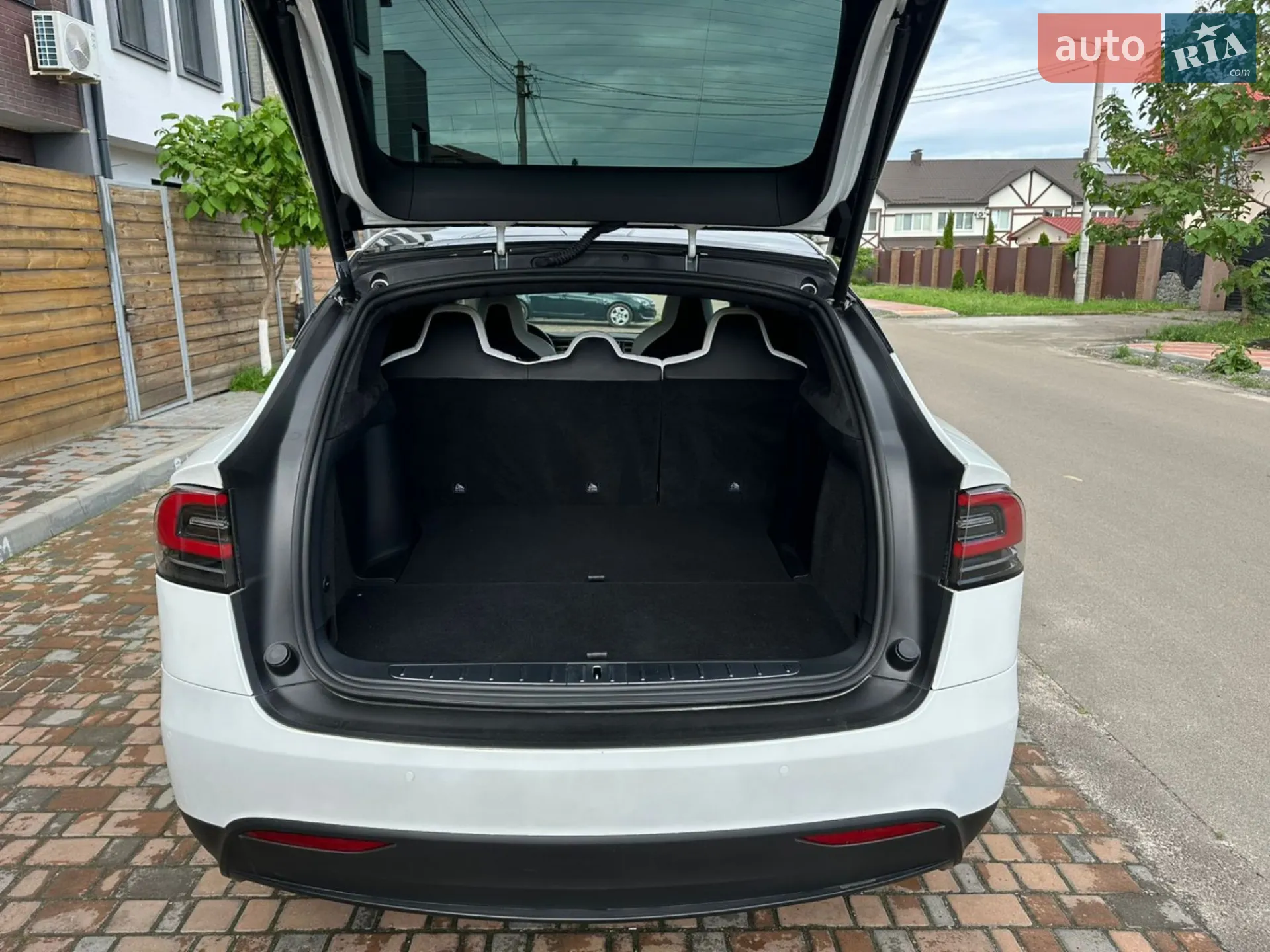 2018 Tesla Model X - мініатюра 9