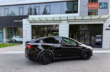 Позашляховик / Кросовер Tesla Model X 2022 в 