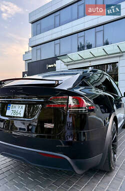 Позашляховик / Кросовер Tesla Model X 2022 в 