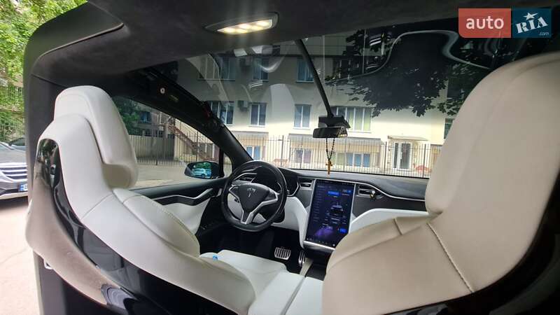 Позашляховик / Кросовер Tesla Model X 2017 в Одесі