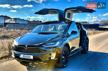 Внедорожник / Кроссовер Tesla Model X 2017 в 