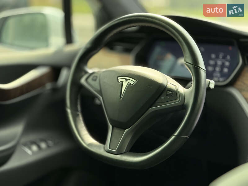 Позашляховик / Кросовер Tesla Model X 2019 в Харкові фото 17 Позашляховик / Кросовер Tesla Model X 2019 в Харкові