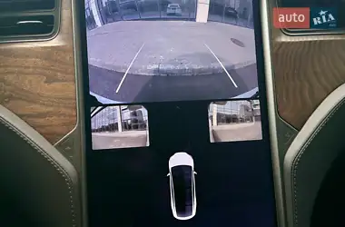 Tesla Model X 2019
