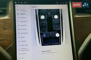 Tesla Model X 2019