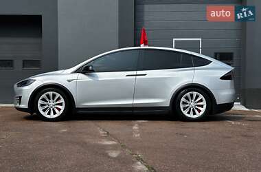 Внедорожник / Кроссовер Tesla Model X 2016 в 