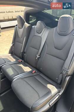Внедорожник / Кроссовер Tesla Model X 2017 в 