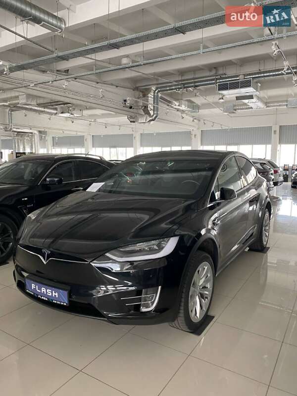 Позашляховик / Кросовер Tesla Model X 2017 в Харкові