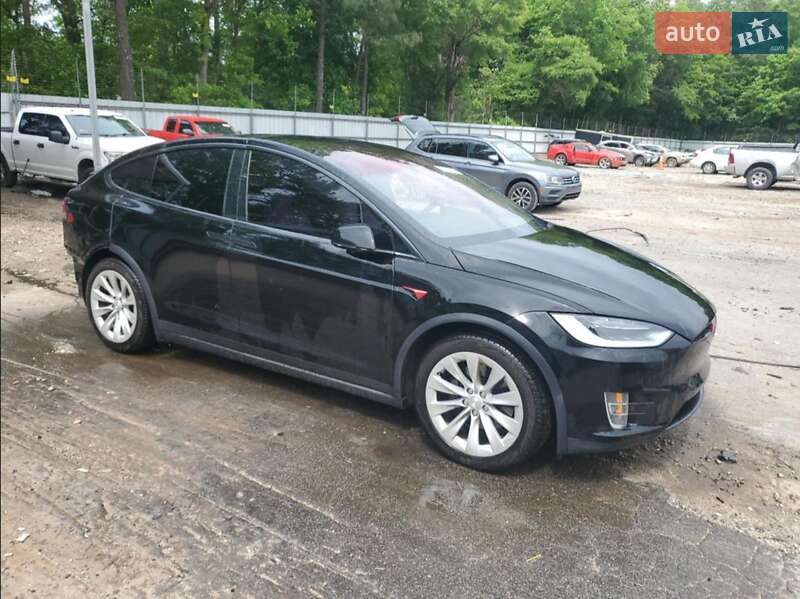 Внедорожник / Кроссовер Tesla Model X 2017 в Львове