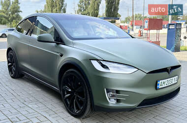 Tesla Model X 2018