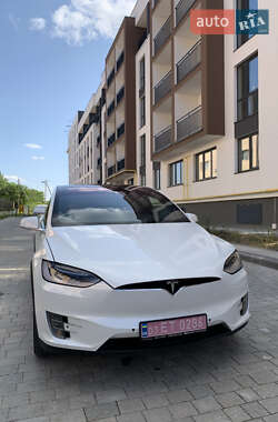 Внедорожник / Кроссовер Tesla Model X 2015 в 