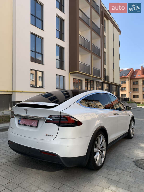Внедорожник / Кроссовер Tesla Model X 2015 в Львове