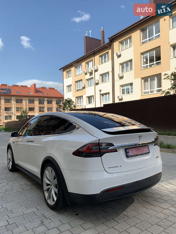 Внедорожник / Кроссовер Tesla Model X 2015 в Львове