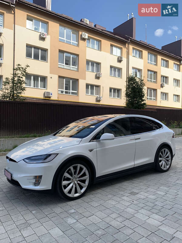 Внедорожник / Кроссовер Tesla Model X 2015 в Львове