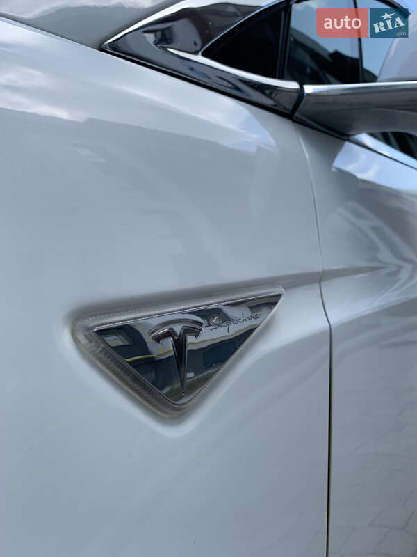 Внедорожник / Кроссовер Tesla Model X 2015 в Львове