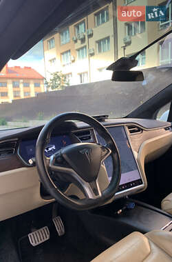 Внедорожник / Кроссовер Tesla Model X 2015 в 