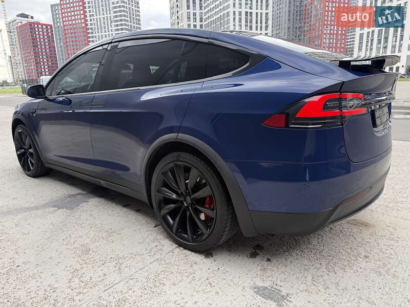Позашляховик / Кросовер Tesla Model X 2019 в Києві