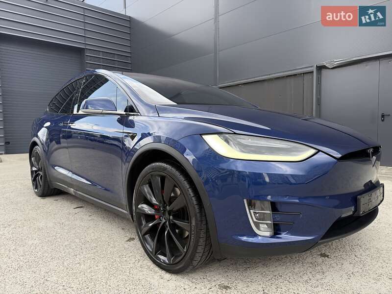 Позашляховик / Кросовер Tesla Model X 2019 в Києві