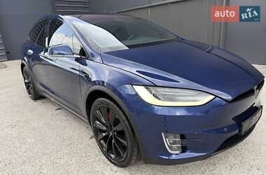 Позашляховик / Кросовер Tesla Model X 2019 в 