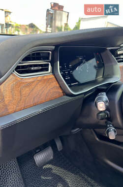 Внедорожник / Кроссовер Tesla Model X 2017 в 