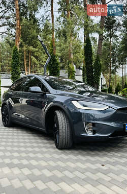 Внедорожник / Кроссовер Tesla Model X 2017 в 