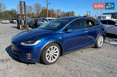 Внедорожник / Кроссовер Tesla Model X 2018 в 