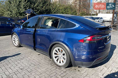 Внедорожник / Кроссовер Tesla Model X 2018 в 