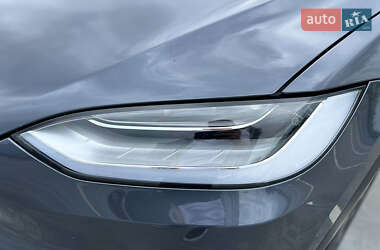 Позашляховик / Кросовер Tesla Model X 2022 в 