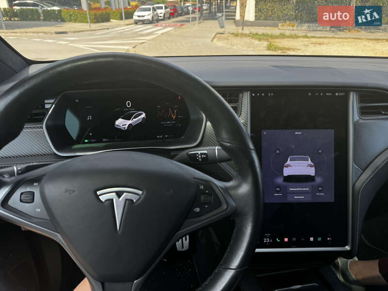 Позашляховик / Кросовер Tesla Model X 2020 в Києві