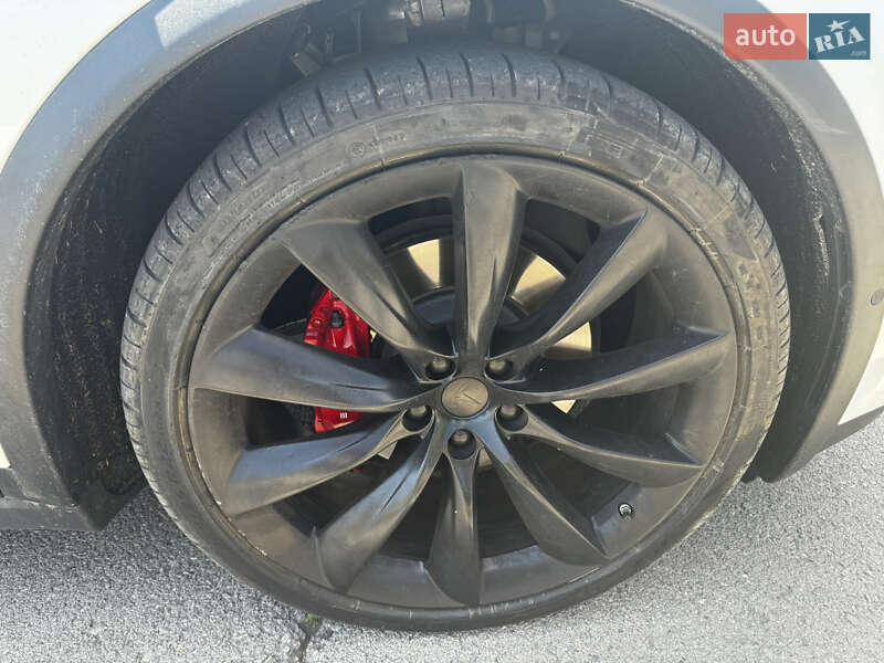 Внедорожник / Кроссовер Tesla Model X 2020 в Киеве фото 6 Внедорожник / Кроссовер Tesla Model X 2020 в Киеве
