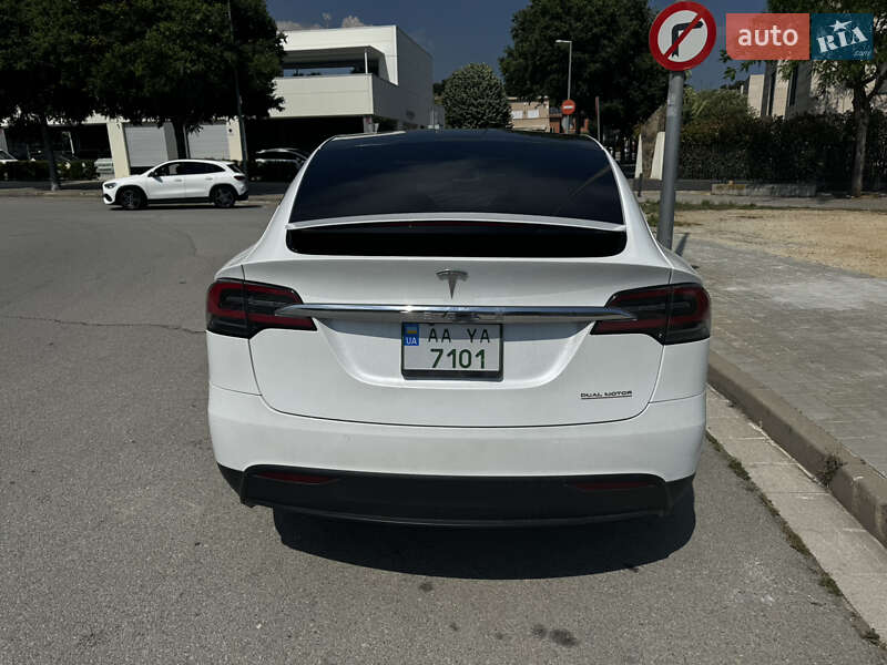 Внедорожник / Кроссовер Tesla Model X 2020 в Киеве фото 4 Внедорожник / Кроссовер Tesla Model X 2020 в Киеве