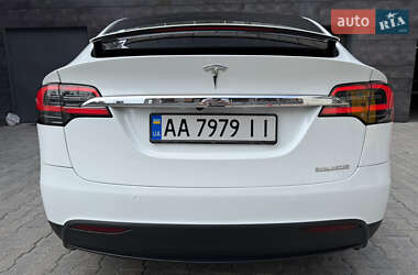Внедорожник / Кроссовер Tesla Model X 2019 в 