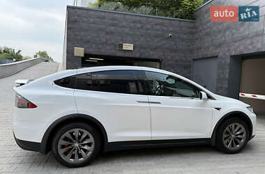 Внедорожник / Кроссовер Tesla Model X 2019 в 