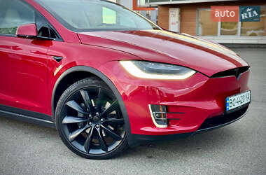 Внедорожник / Кроссовер Tesla Model X 2019 в 