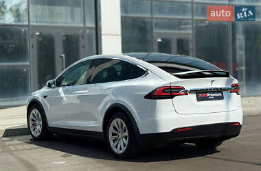 Позашляховик / Кросовер Tesla Model X 2020 в 