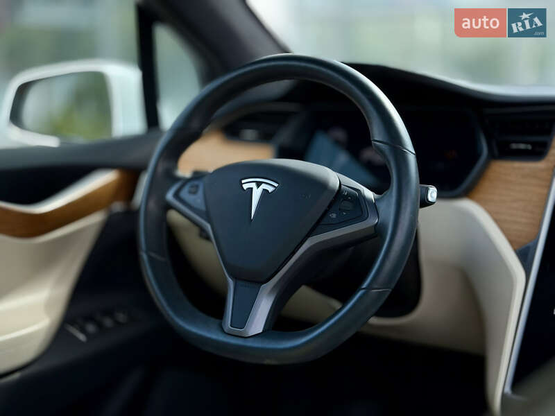 Внедорожник / Кроссовер Tesla Model X 2020 в Харькове
