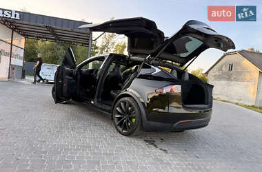 Позашляховик / Кросовер Tesla Model X 2018 в 