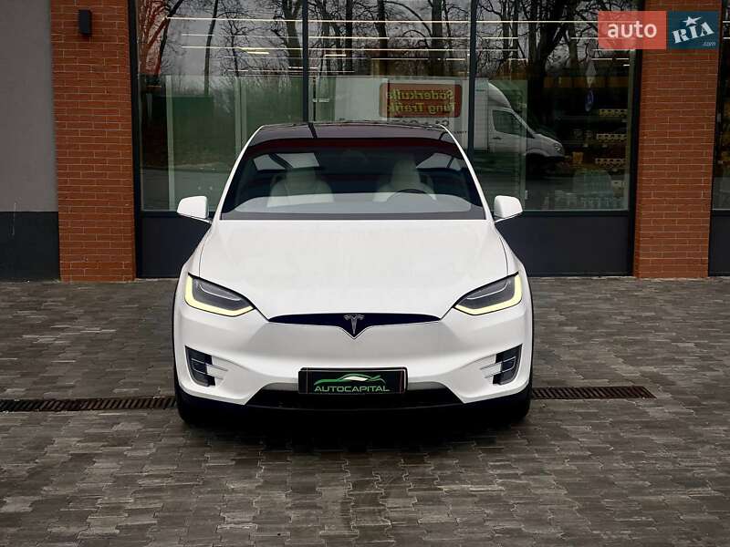 Позашляховик / Кросовер Tesla Model X 2017 в Києві