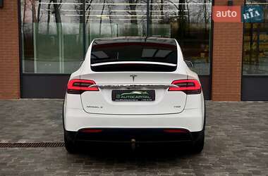 Внедорожник / Кроссовер Tesla Model X 2017 в 