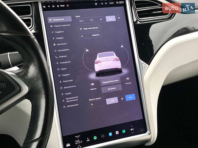 Позашляховик / Кросовер Tesla Model X 2017 в Києві
